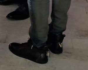 Sneakers pour homme, noirs avec des cadenas, soirée à Miami