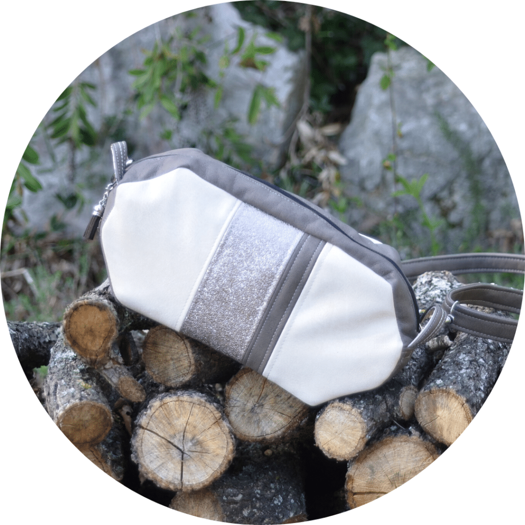 Sac bandoulière ivoire, taupe et gris argenté