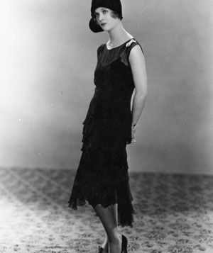 La couleur noire et sa signification : l'élégance. Petite robe noir Chanel