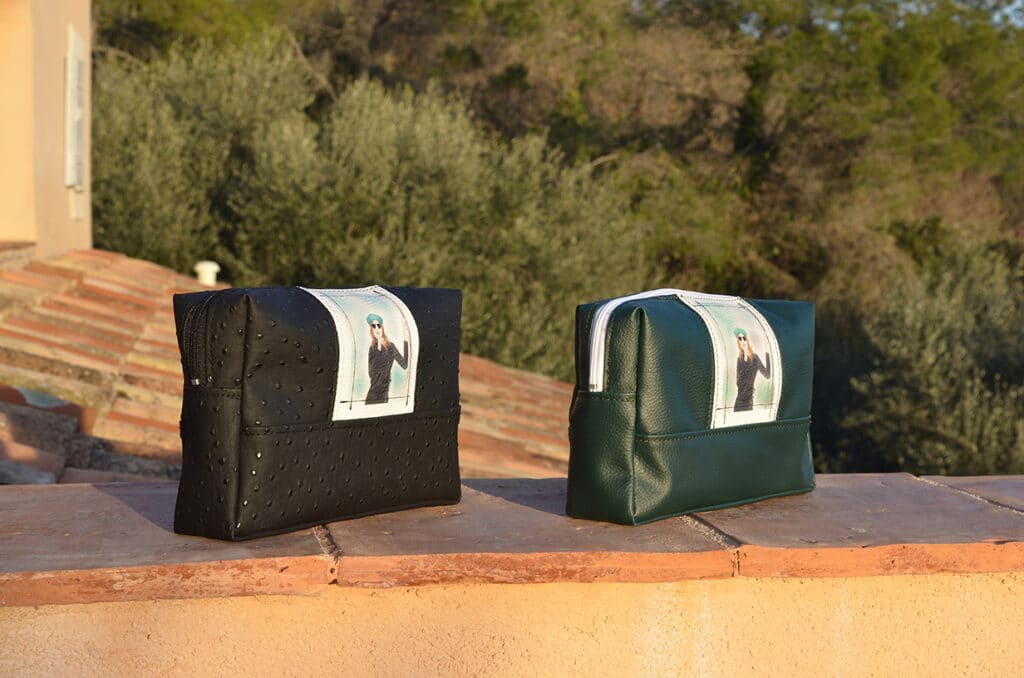 Cadeau original : Trousse de toilette assorti avec le sac à linge