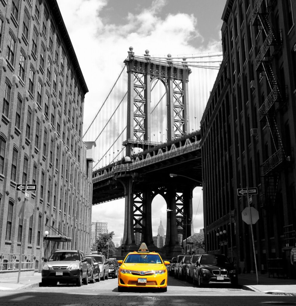 Taxi jaune de new york (challenge créatif sur une pointe de jaune)