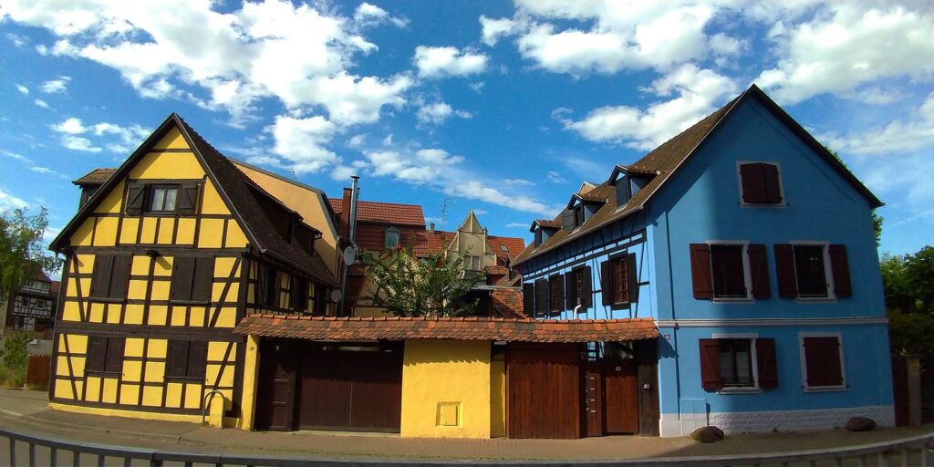 Maisons jumelles, jaune et bleue, Strasbourg