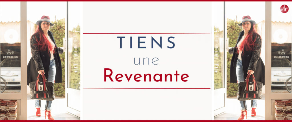Visuel pour le billet de curiosité "Tiens une revenante", qui présente Lilie en Jean, manteau noir et talon rouge, ouvrant une porte vitrée. Elle porte son cartable ordinateur fétiche dans une main, l'autre tient la porte